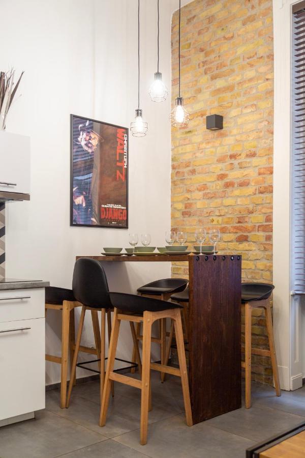Central Quentin Home With Sauna Next To The New York Cafe Budapest Bagian luar foto