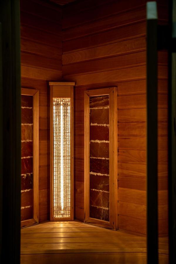 Central Quentin Home With Sauna Next To The New York Cafe Budapest Bagian luar foto